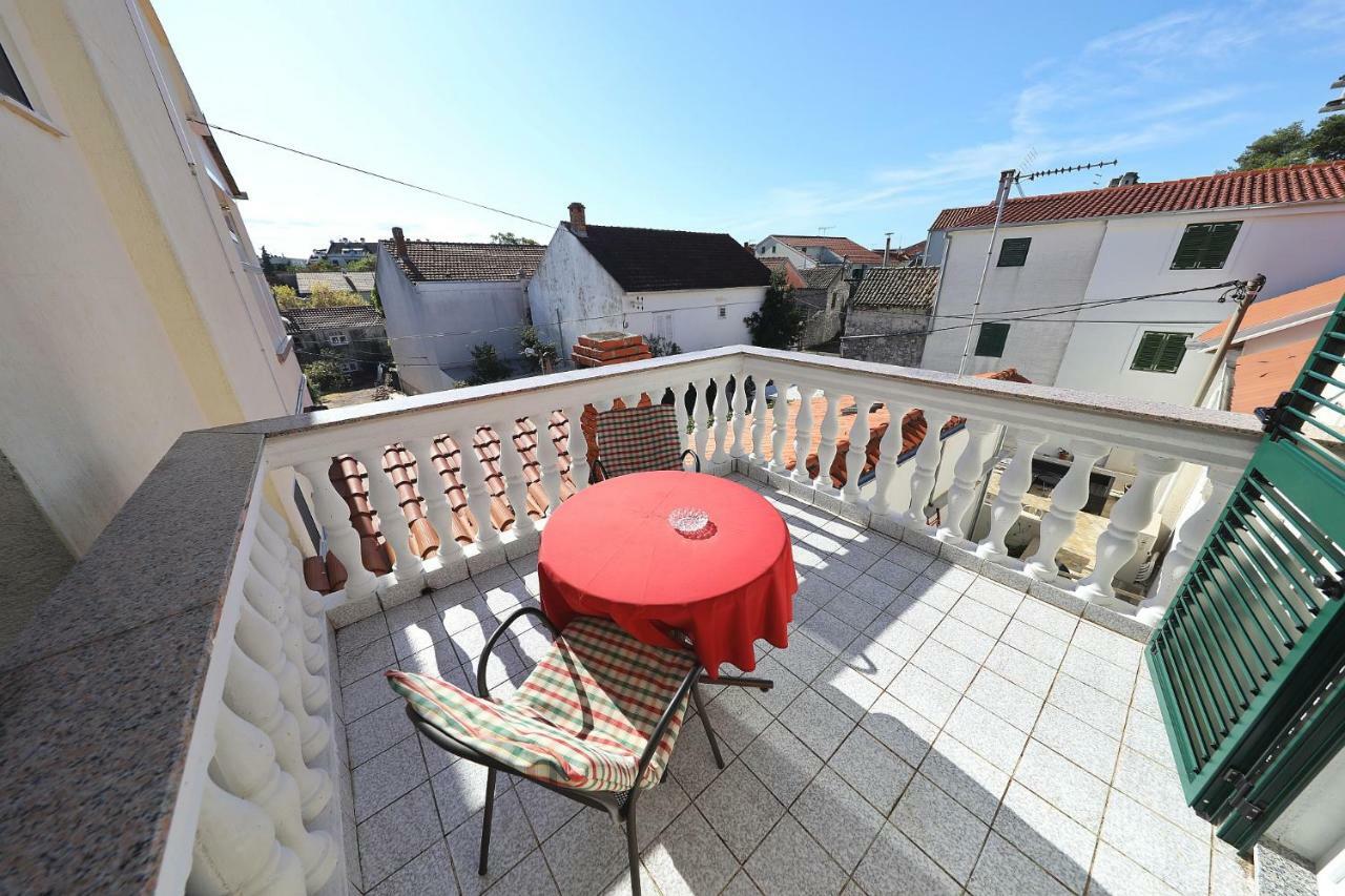 Apartments Vedrana Biograd Na Moru Luaran gambar