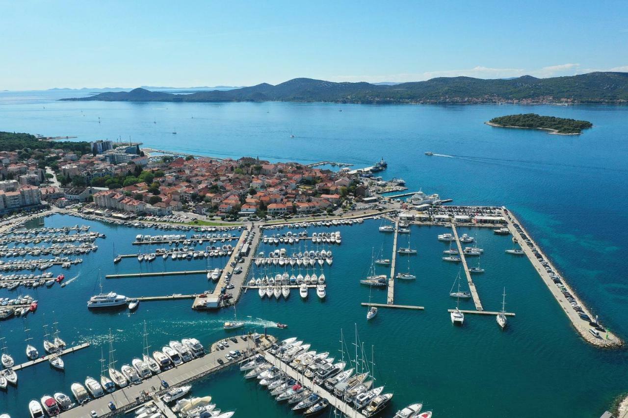 Apartments Vedrana Biograd Na Moru Luaran gambar