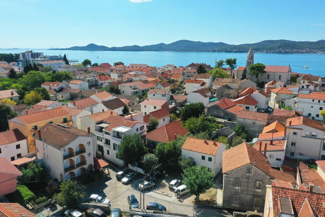 Apartments Vedrana Biograd Na Moru Luaran gambar